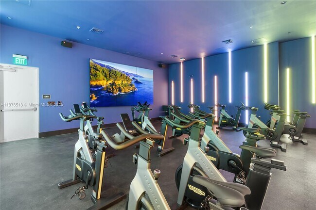 Building Photo - 7875 NW 107th Ave