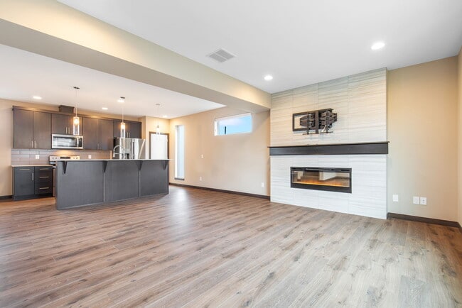 Building Photo - 17822 19th Ave W