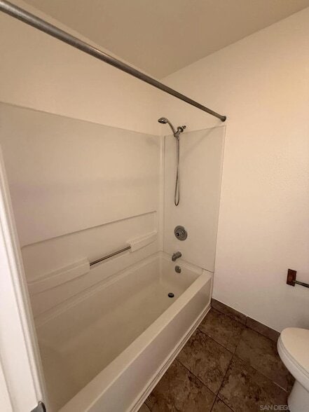 Building Photo - 7405 Charmant Dr