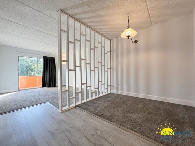 Building Photo - 1 mile East of Hurlburt AFB, beautiful Cedars condo!