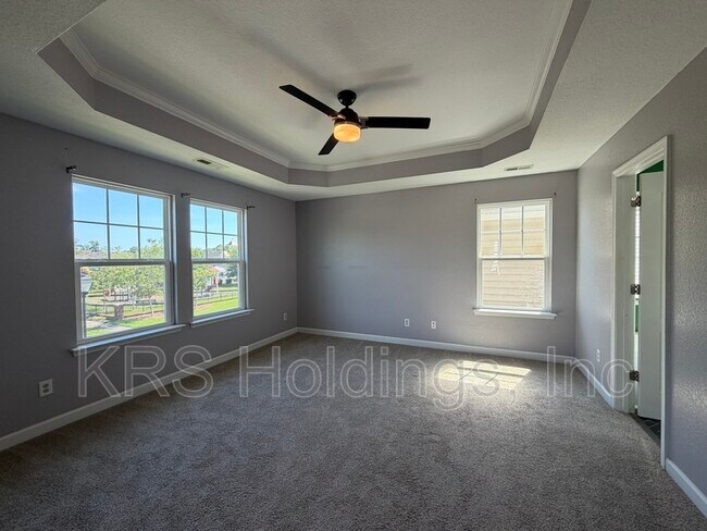 Building Photo - 214 Harmony Dr