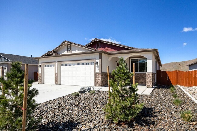 Primary Photo - New 3 bedroom/2 bath/3 car garage for Rent