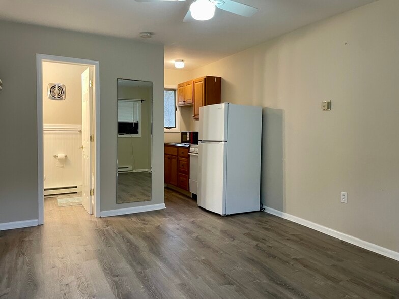 Primary Photo - 3808 NY-414