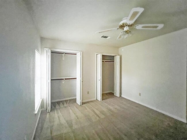Building Photo - 6204 Old Harbor Ln