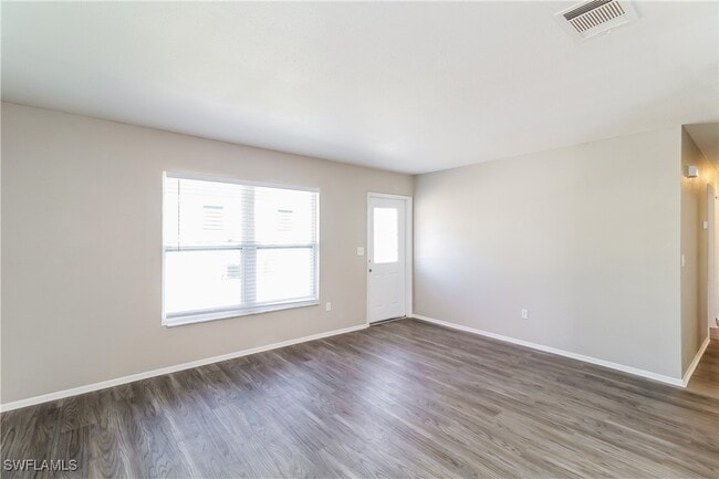 Building Photo - 5142 Escalante Dr