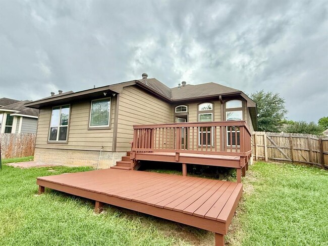 Building Photo - 2007 Timberline Ct