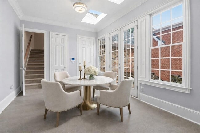 Building Photo - 4738 Ivy Ridge Dr SE