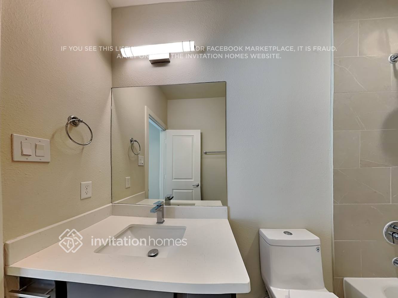 Building Photo - 10450 Executive Lake Dr