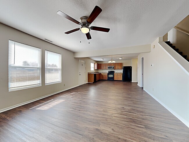 Building Photo - 10715 Inspiration Drive