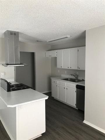 Building Photo - 437 Meadow St