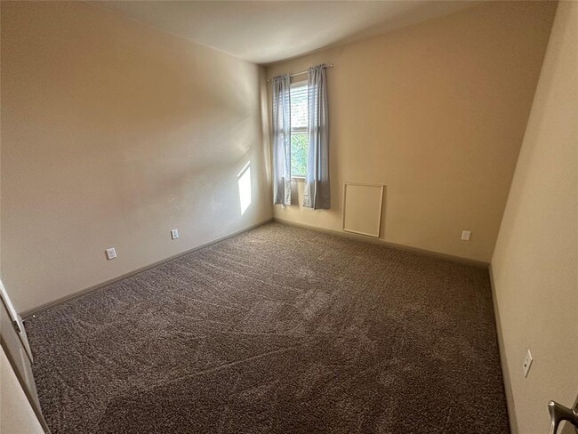 Building Photo - 4011 Remington Rd