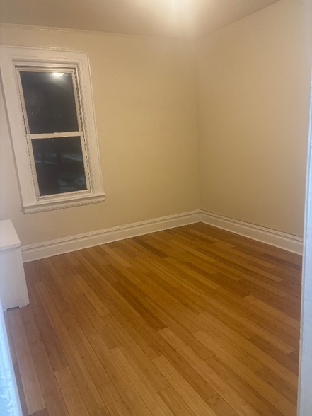 Building Photo - 40 Jacoby St