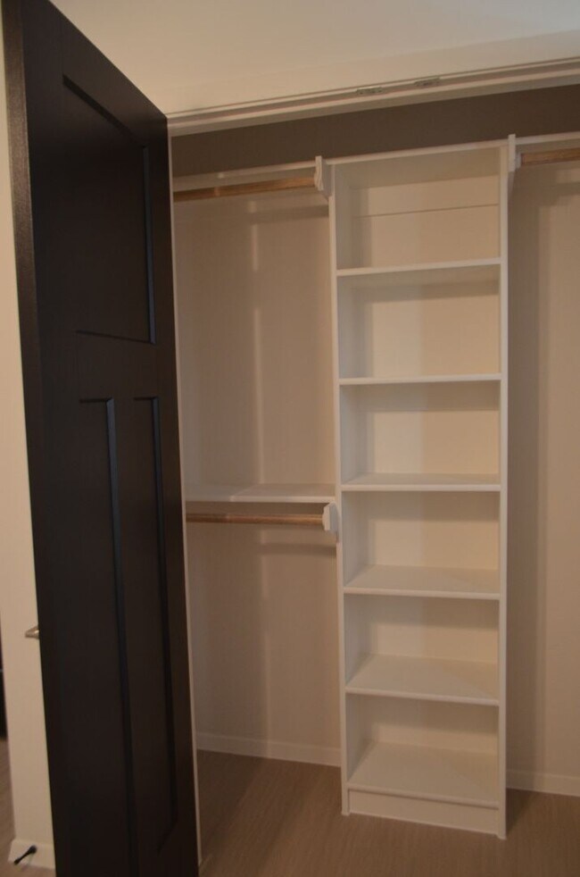 Building Photo - 1438 Walker Pl Blvd