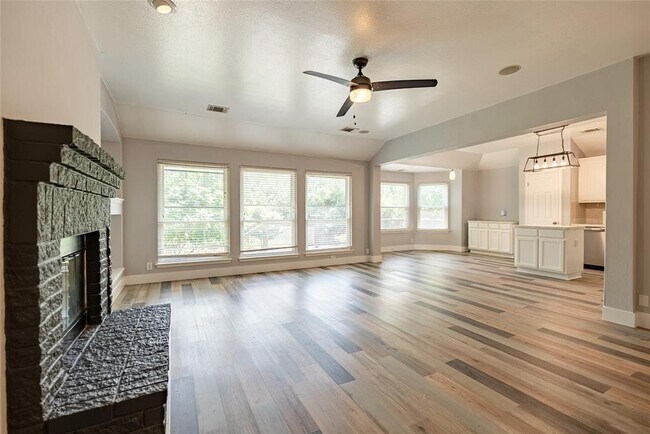 Building Photo - 3018 Rock Rose Pl