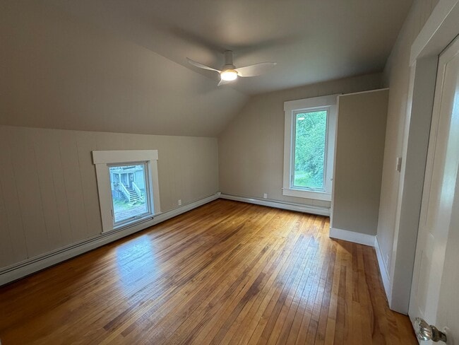 Building Photo - 53 Pleasant St