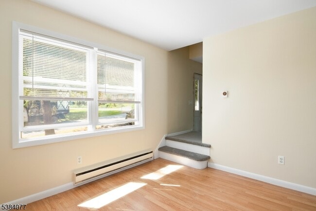 Building Photo - 4 White Birch Trail