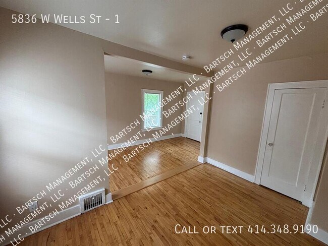 Building Photo - 5836 W Wells St