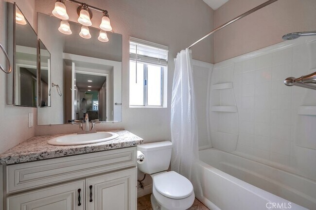 Building Photo - 22895 Temet St