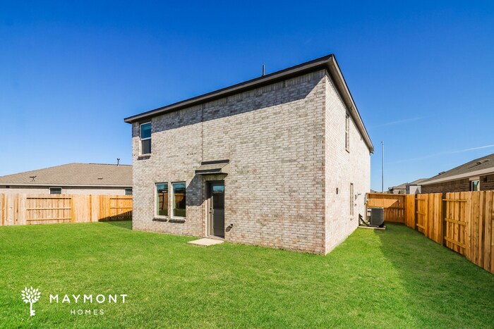 Building Photo - 3053 Fantasy Ter Dr