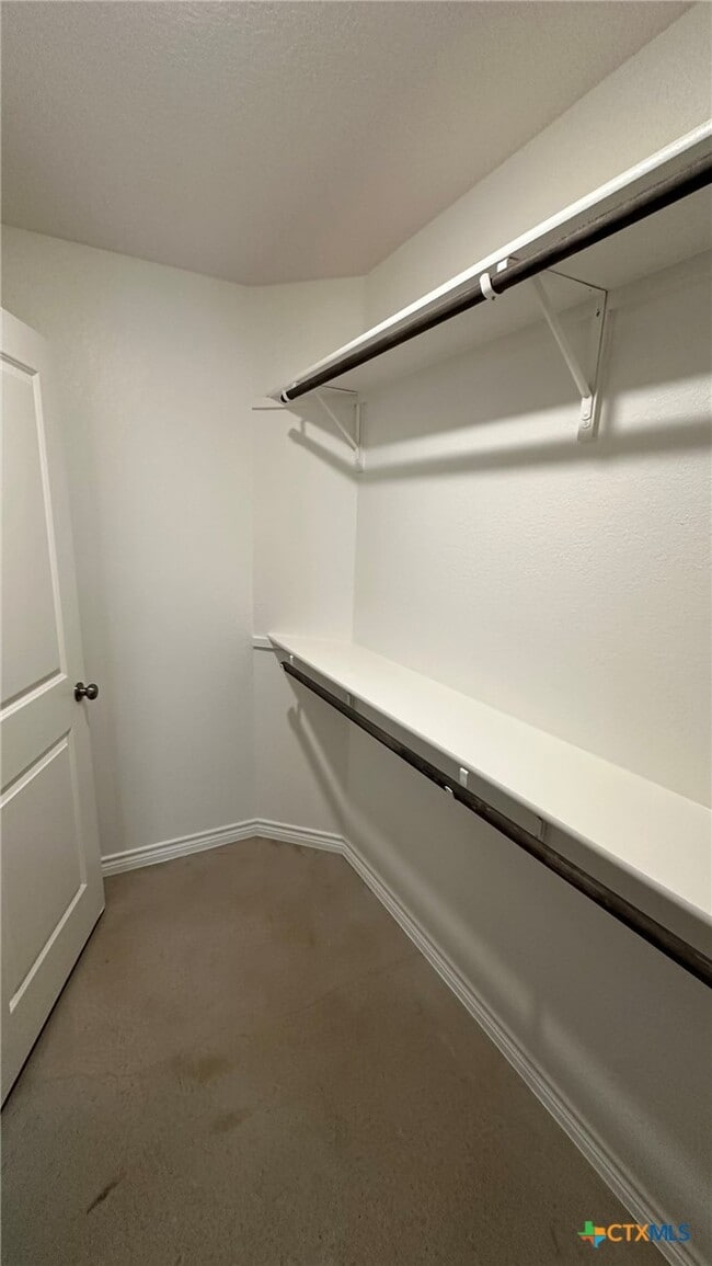 Building Photo - 1209 Lehmann Dr