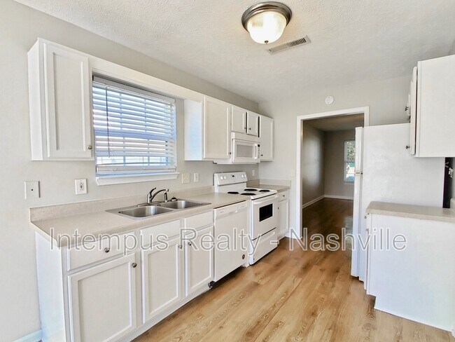 Building Photo - 1241 Matterhorn Run