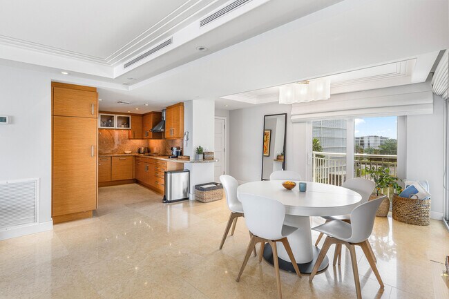 Building Photo - 2780 S Ocean Blvd