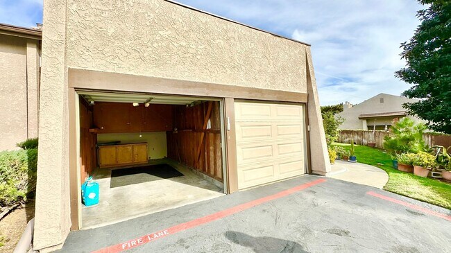 Building Photo - Beautifully Remodeled Upstairs Condo Unit with Private Balcony Patio in Downtown Fallbrook!