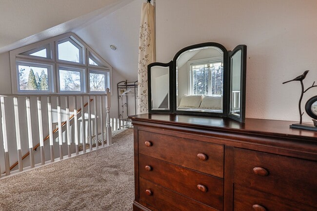 Building Photo - The Nest: Fully Furnished detached Cottage...