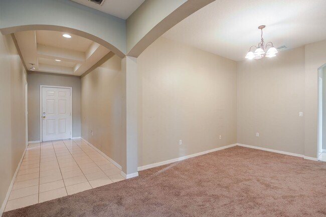 Building Photo - Highly Desirable Land O’ Lakes Rental With Easy Tampa Access