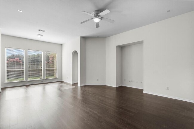 Building Photo - 11047 Pierce Valley Dr
