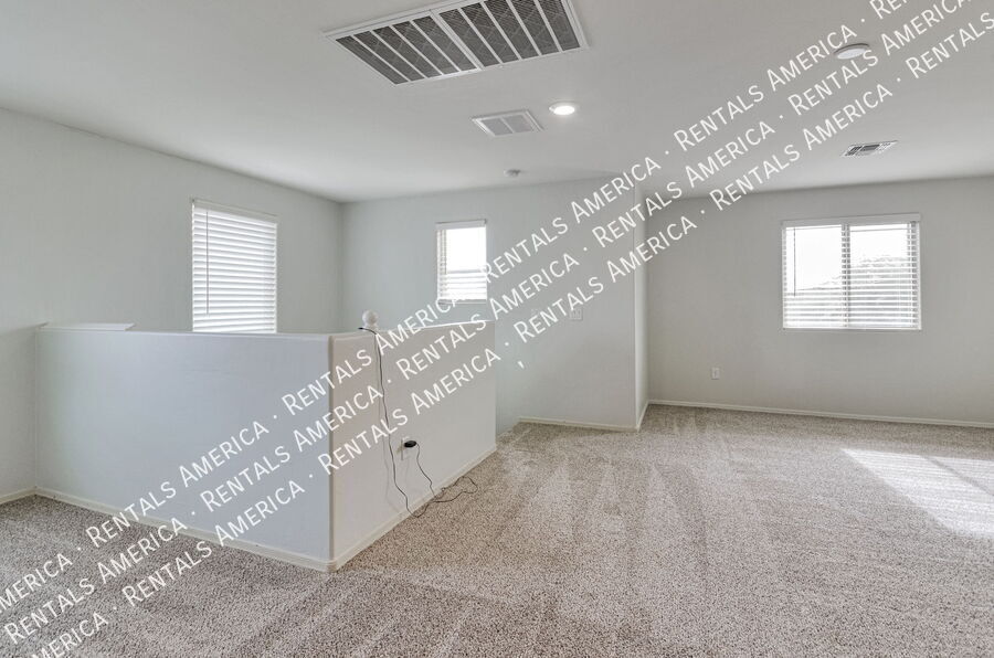 Building Photo - 8518 W Pelican Pl