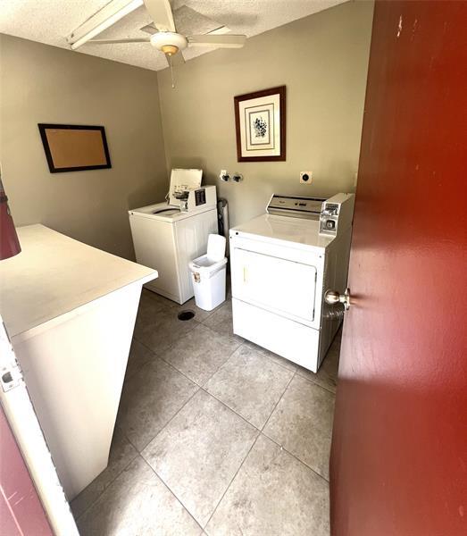 Building Photo - 4801 Martinique Pl