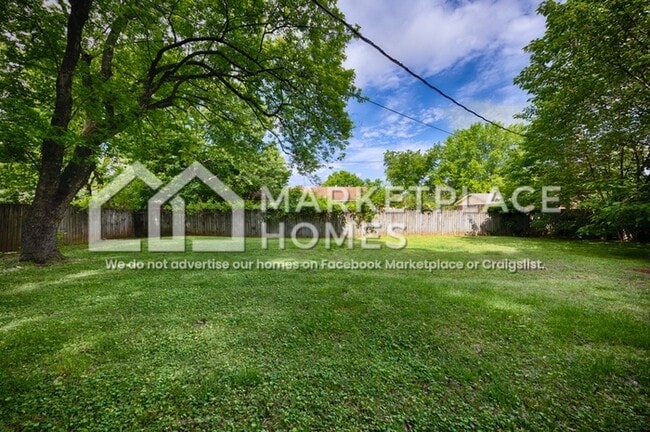 Building Photo - 104 Edinburgh Dr