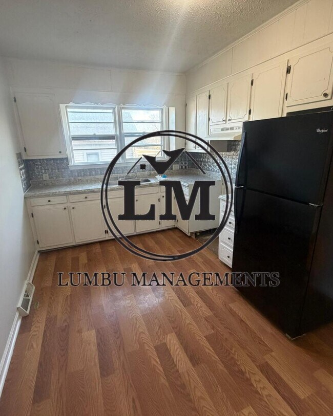 Building Photo - 1131 Stokes St