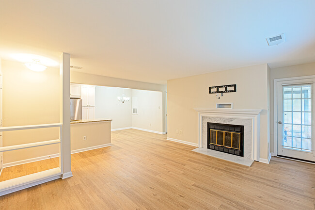 Building Photo - 11701 Karbon Hill Ct