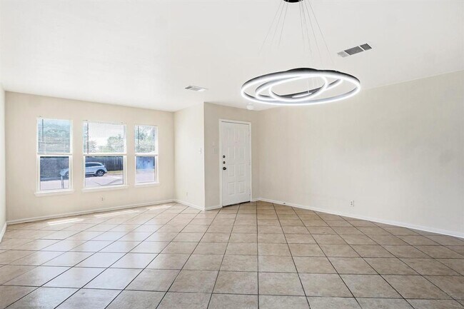 Building Photo - 1302 Gulf Way