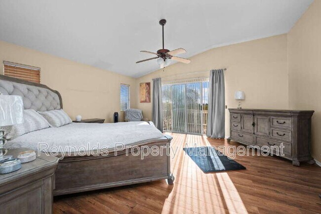 Building Photo - 38276 Pine Creek Pl