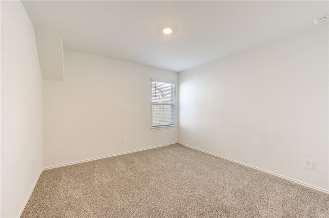 Building Photo - 2913 Misty Elm Ln