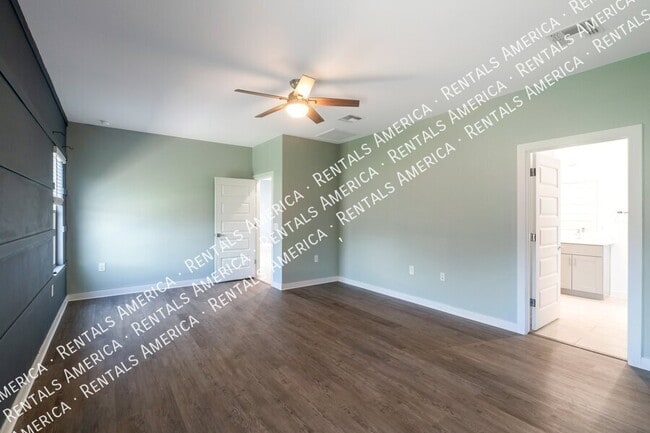 Building Photo - 12440 W Gini Ln