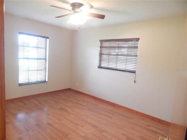 Building Photo - 4506 Lake Trudy Dr