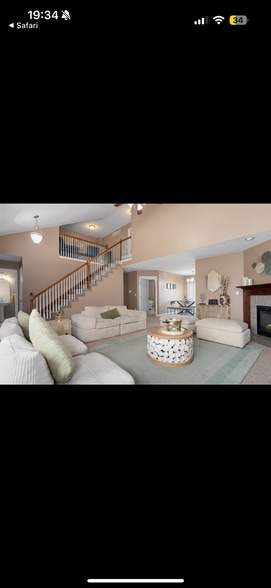 Living Room - 510 Beechwood Ct