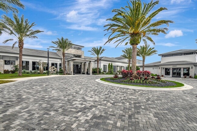 Building Photo - 8521 Ganton Dr
