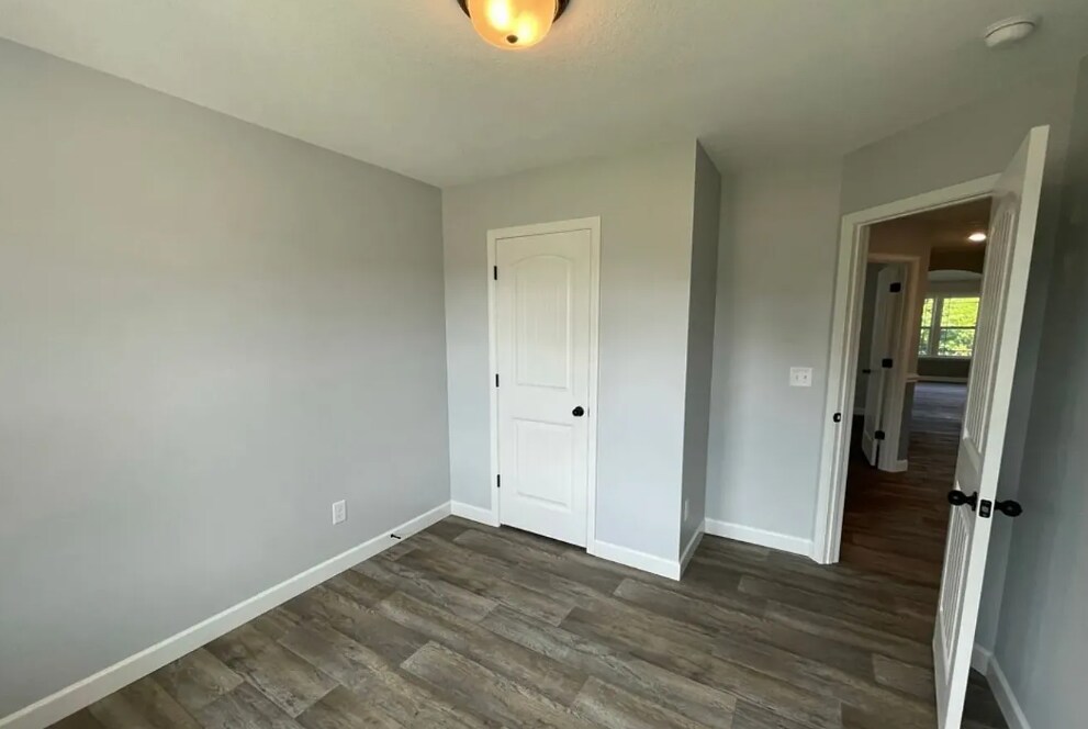 Building Photo - 1204 Mason Hill Way