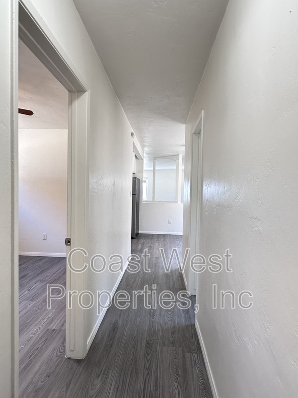 Building Photo - 822 Tourmaline St