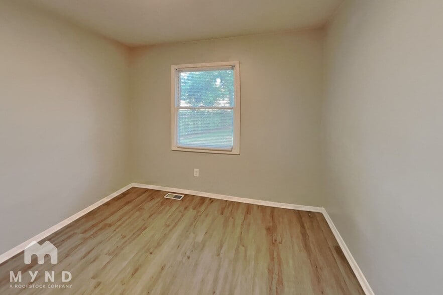 Building Photo - 4484 Bonnie Glen Ct