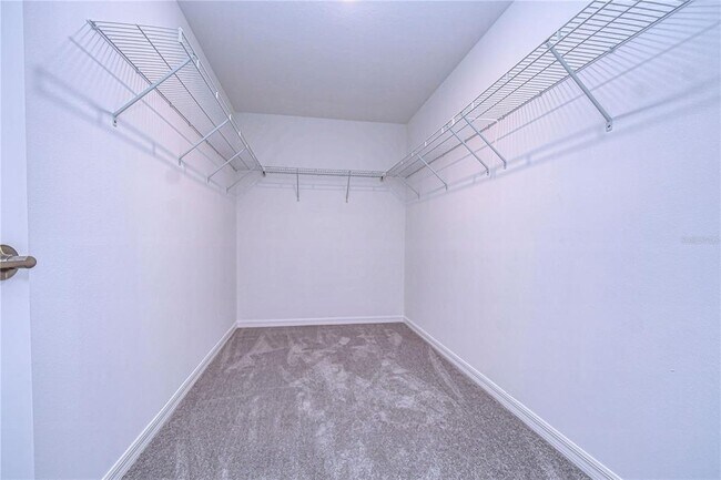 Building Photo - 8879 Little Bluestem Dr