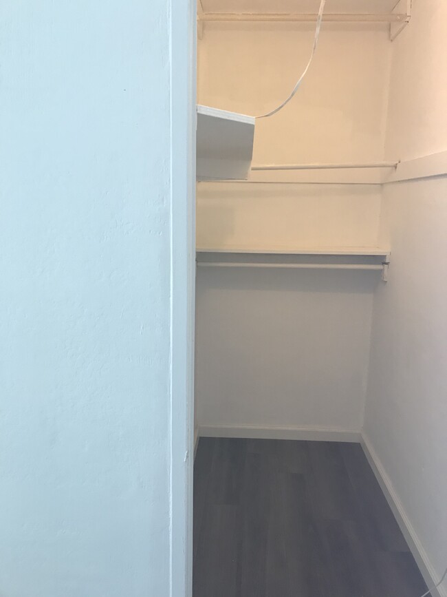 Bedroom 2 closet - 2016 E Main St