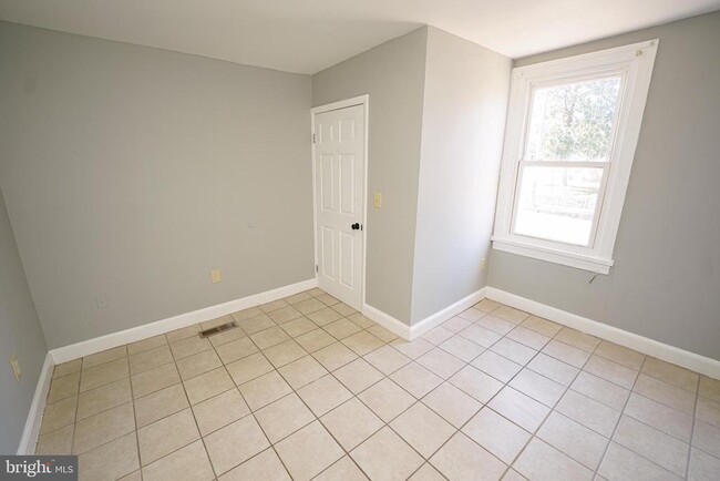 Building Photo - 30514 Dr William P. Hytche Blvd