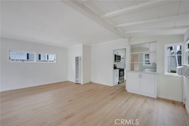 Building Photo - 122 Apolena Ave