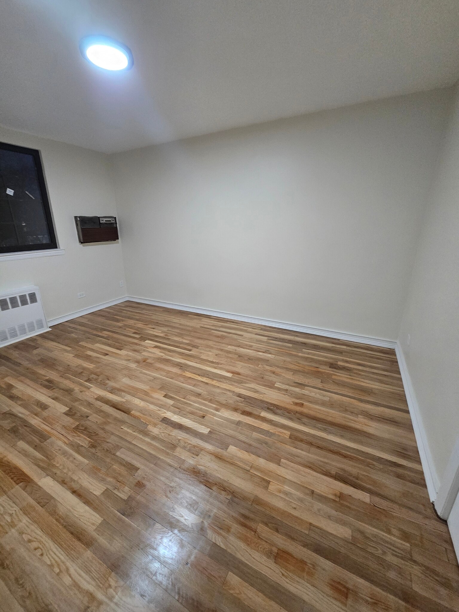 Building Photo - 5028 65th Pl